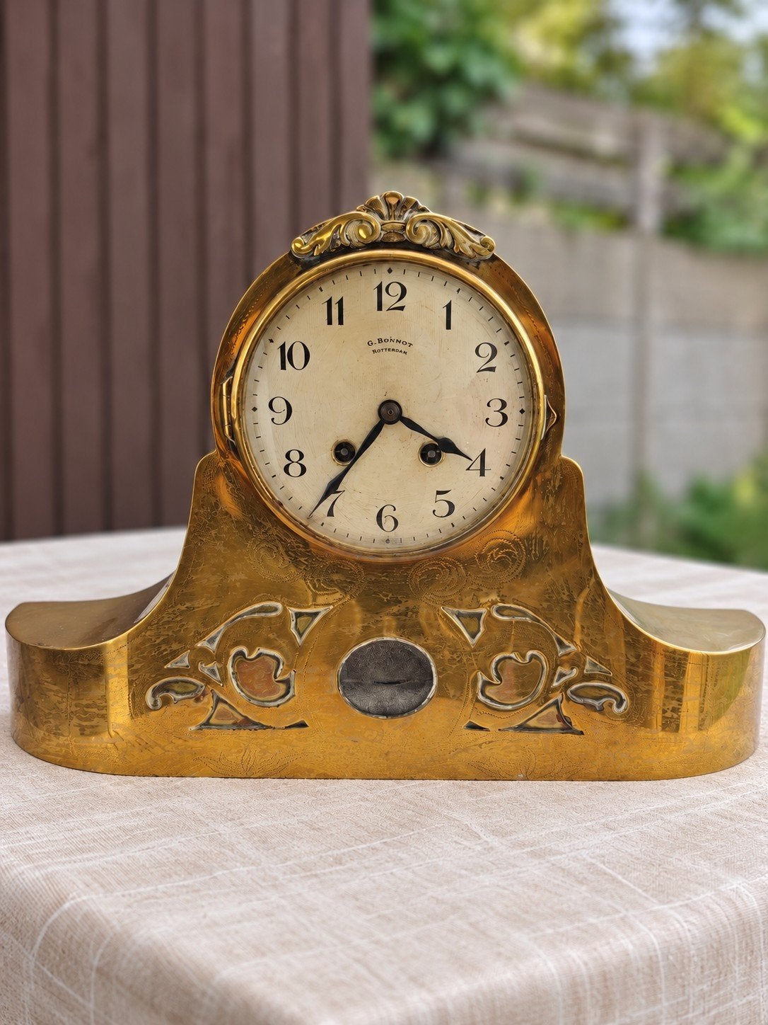 Karaktervolle schoorsteenpendule met bloemmotieven, Ophalen