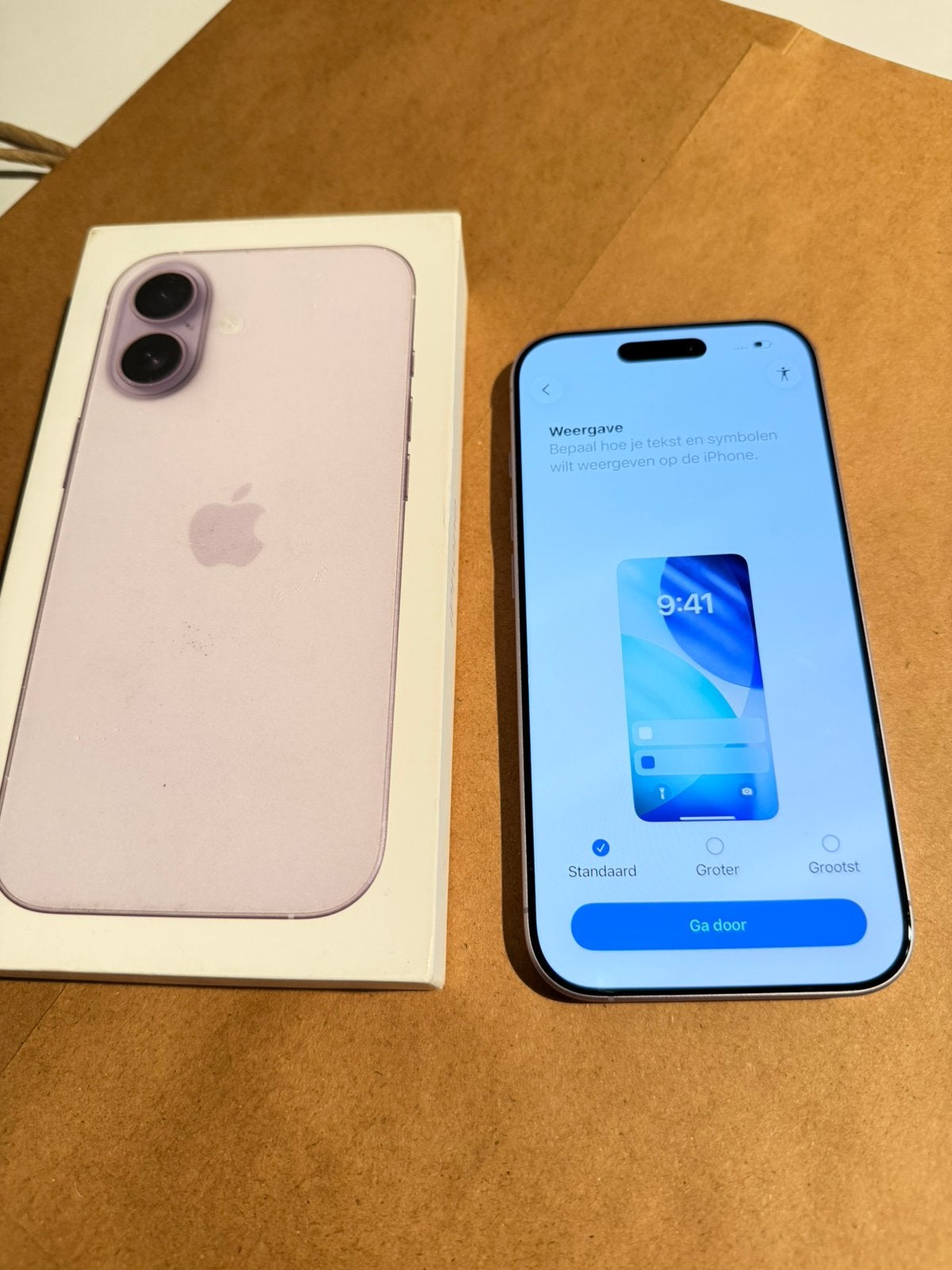 Te Koop: iPhone 17 256 GB Lavender NIEUWE, Ophalen, Nieuw, Paars, 256 GB