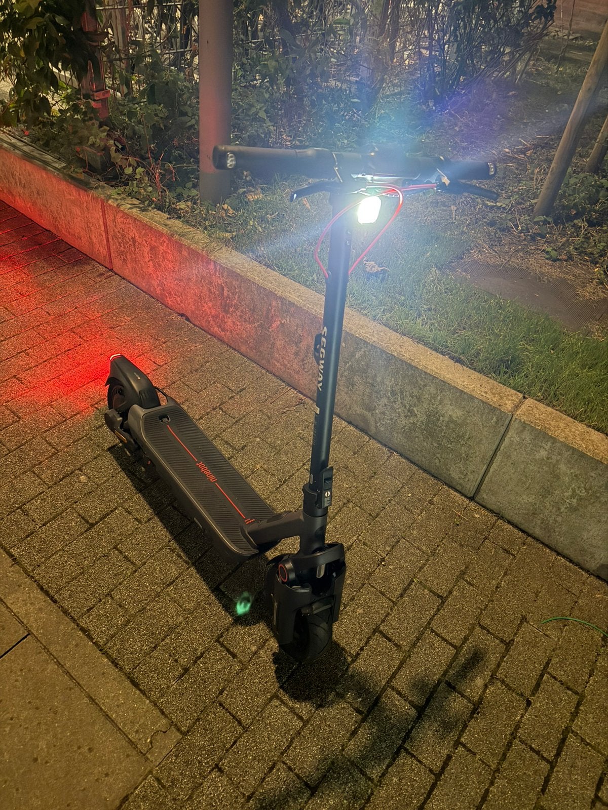 Ninebot G3 MAX – État Neuf (92 km) + boite + chargeur, Enlèvement, Comme neuf