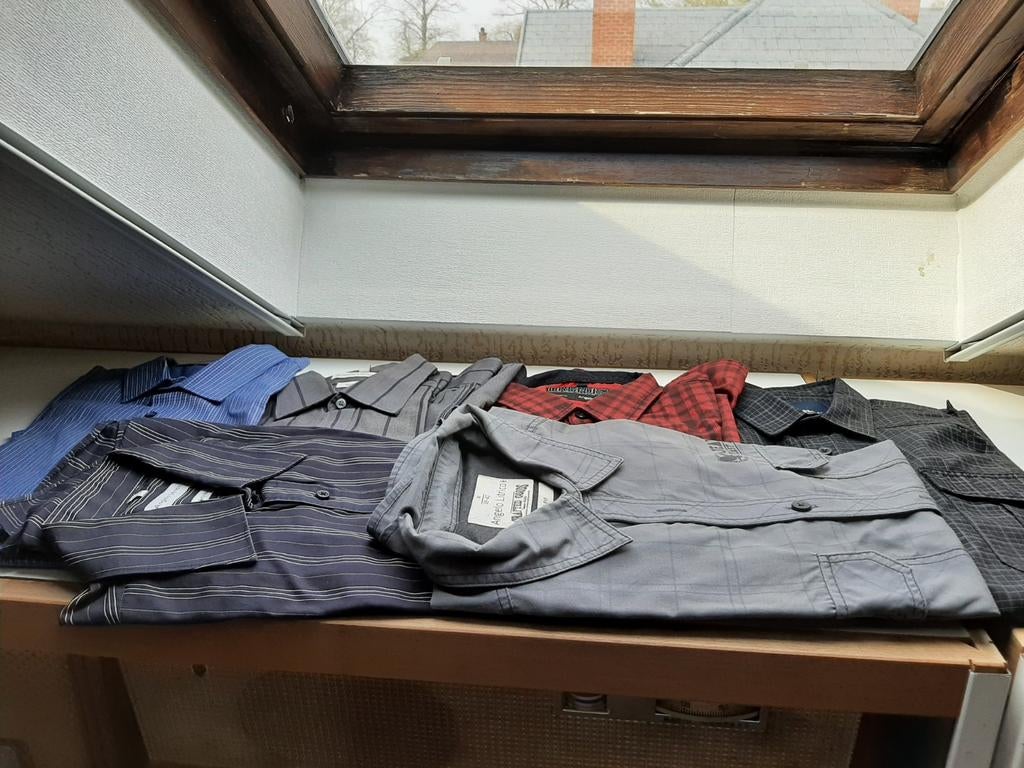8 herenhemden korte mouwen S/M, Ophalen