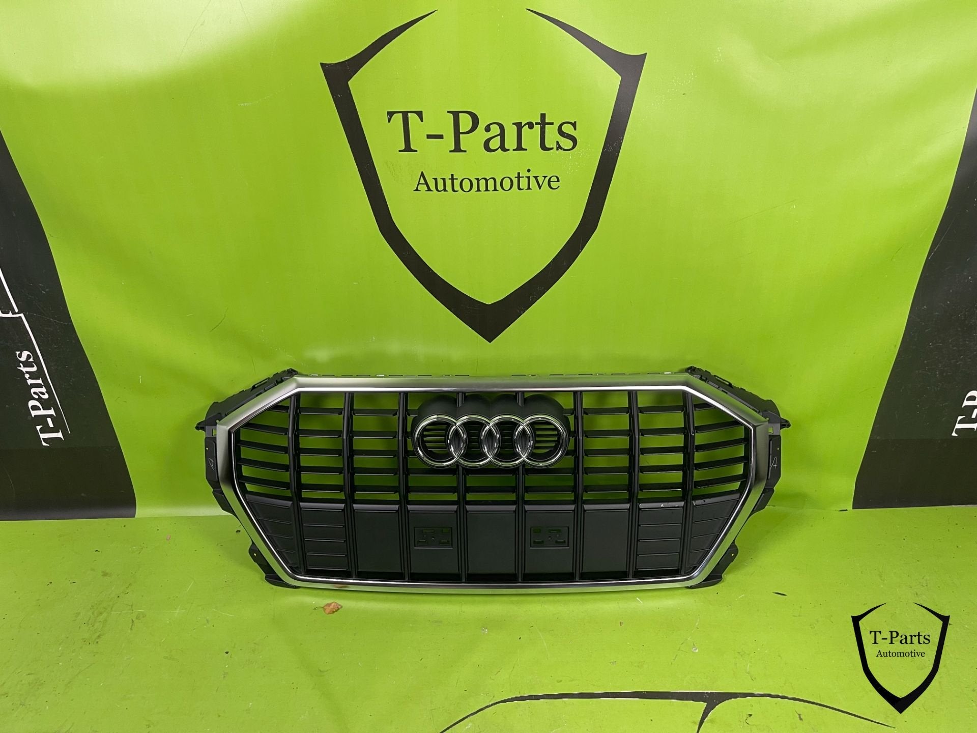 Audi Q3 calandre NOUVELLE calandre de pare-chocs avant s-lin, Info@fabrikant.eu, Fabrikant BV, Pare-chocs, Audi