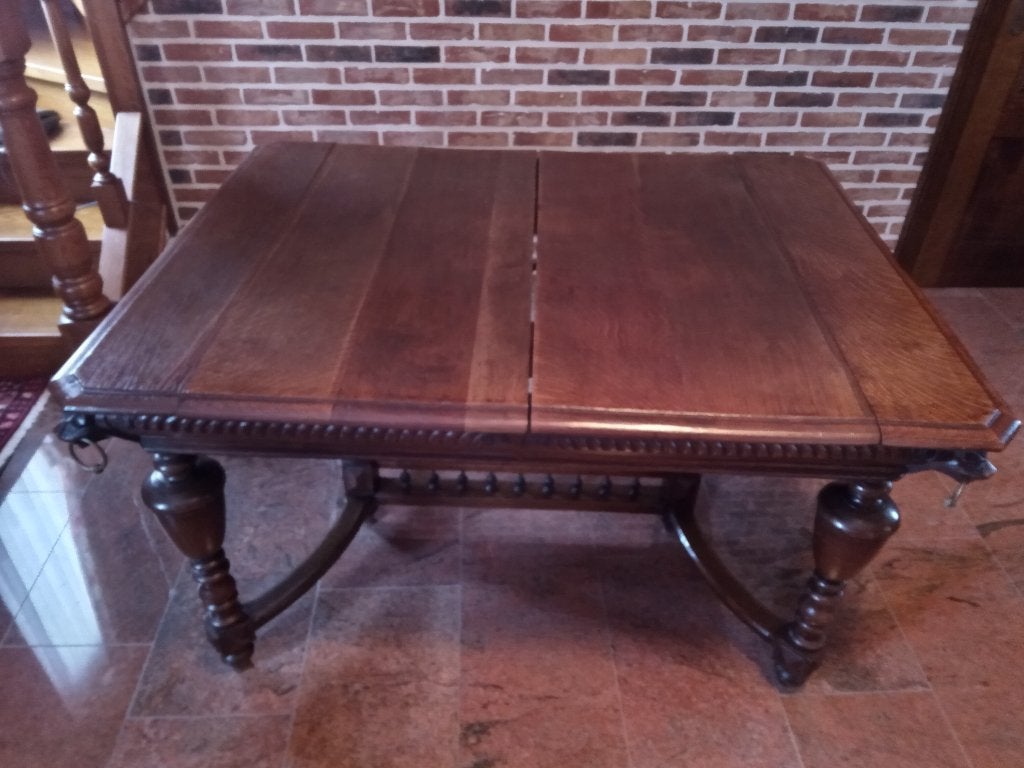 Eiken tafel met Leeuwenkoppen en koperen ringen, Ophalen, Gebruikt, Mechelse stijl, Eikenhout