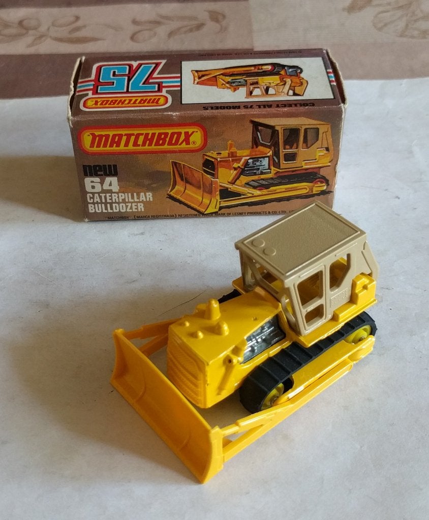 Matchbox #64 Bulldozer, Ophalen of Verzenden, Zo goed als nieuw, Tractor of Landbouw