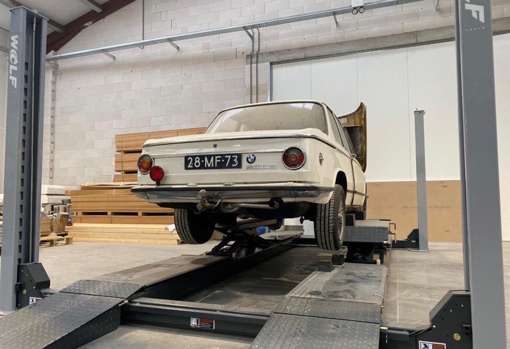 1970s BMW 2002 restoration project, Auto's, BMW, Overige modellen, Bedrijf, 2000 cc, Te koop