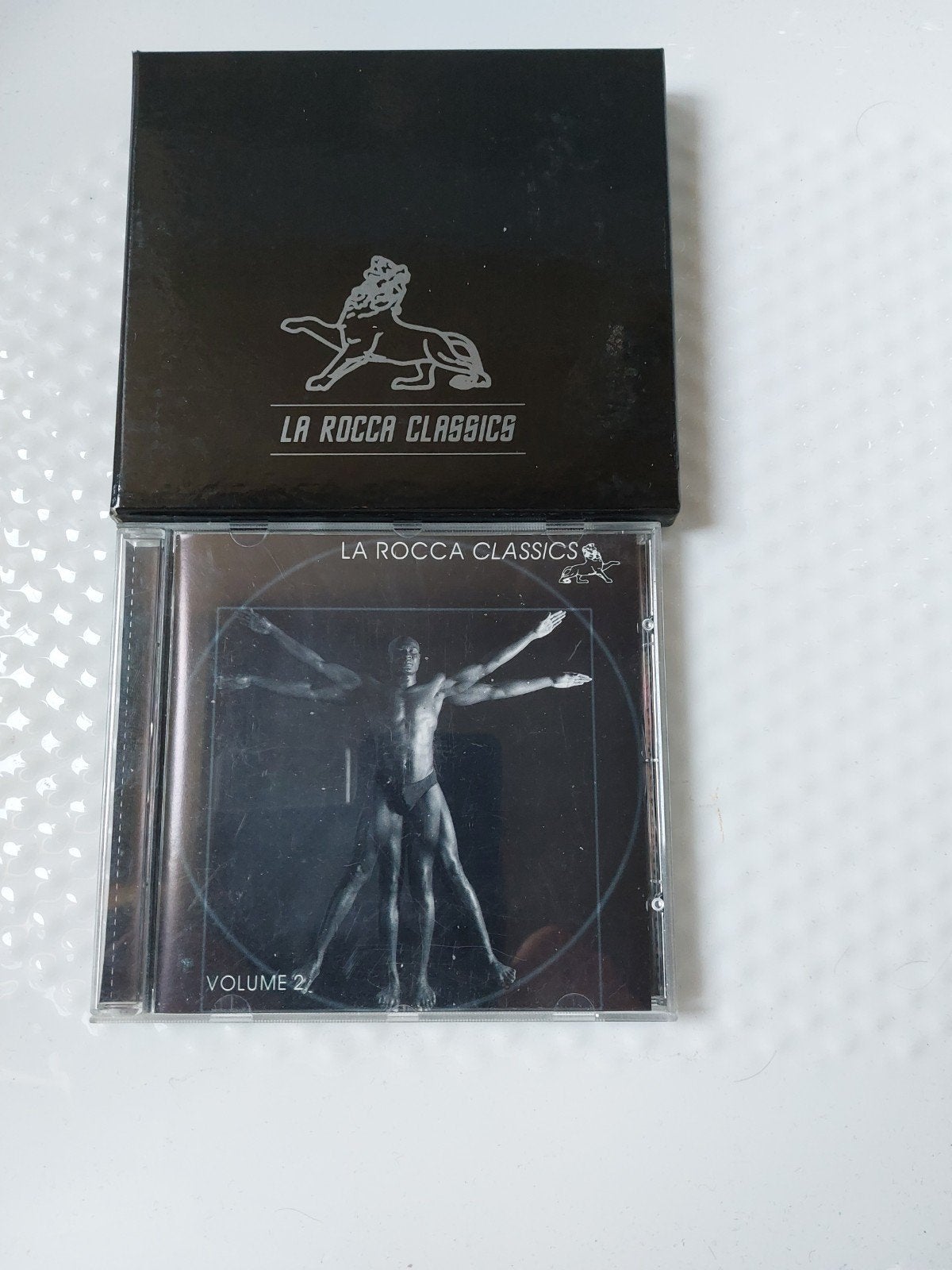 LA ROCCA CLASSICS 1 + 2, CD & DVD, Envoi