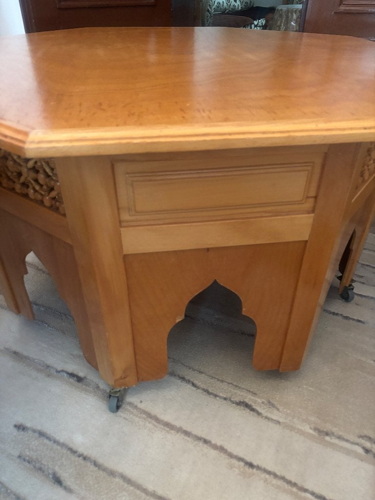 Table, Comme neuf, 100 à 150 cm, Enlèvement, Ovale