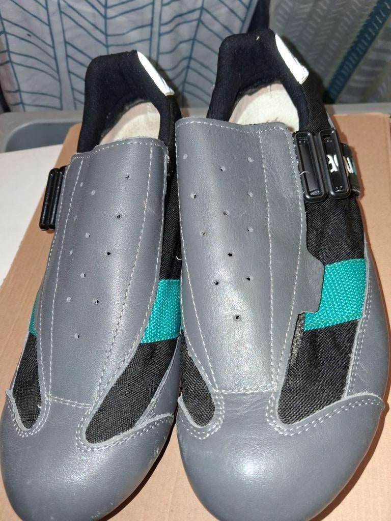 Koersschoenen, Fietsen en Brommers, Ophalen