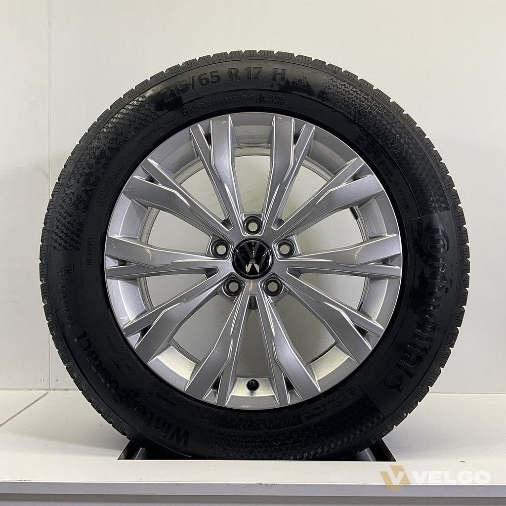 VOLKSWAGEN TIGUAN VELGEN SET WINTERBANDEN 17 INCH, Auto-onderdelen, -, -, Banden en Velgen, 17 inch