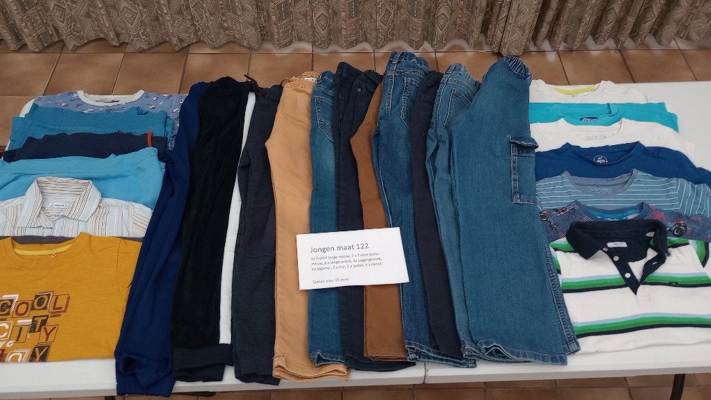 kleding jongen maat 122, Kinderen en Baby's, Kinderkleding | Maat 122, Ophalen, Zo goed als nieuw, Jongen