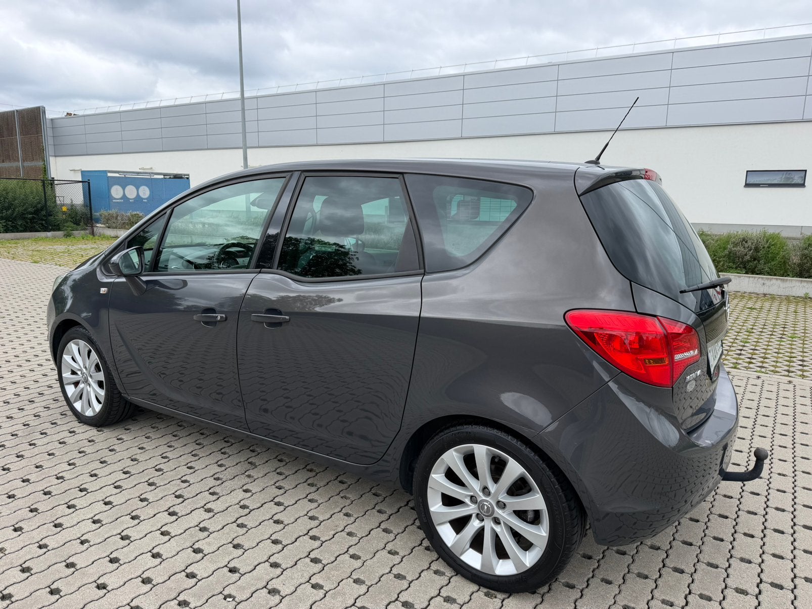 Opel meriva 1.4 benzine km 120000, Auto's, Euro 5, Bedrijf, 5 deurs, Meriva