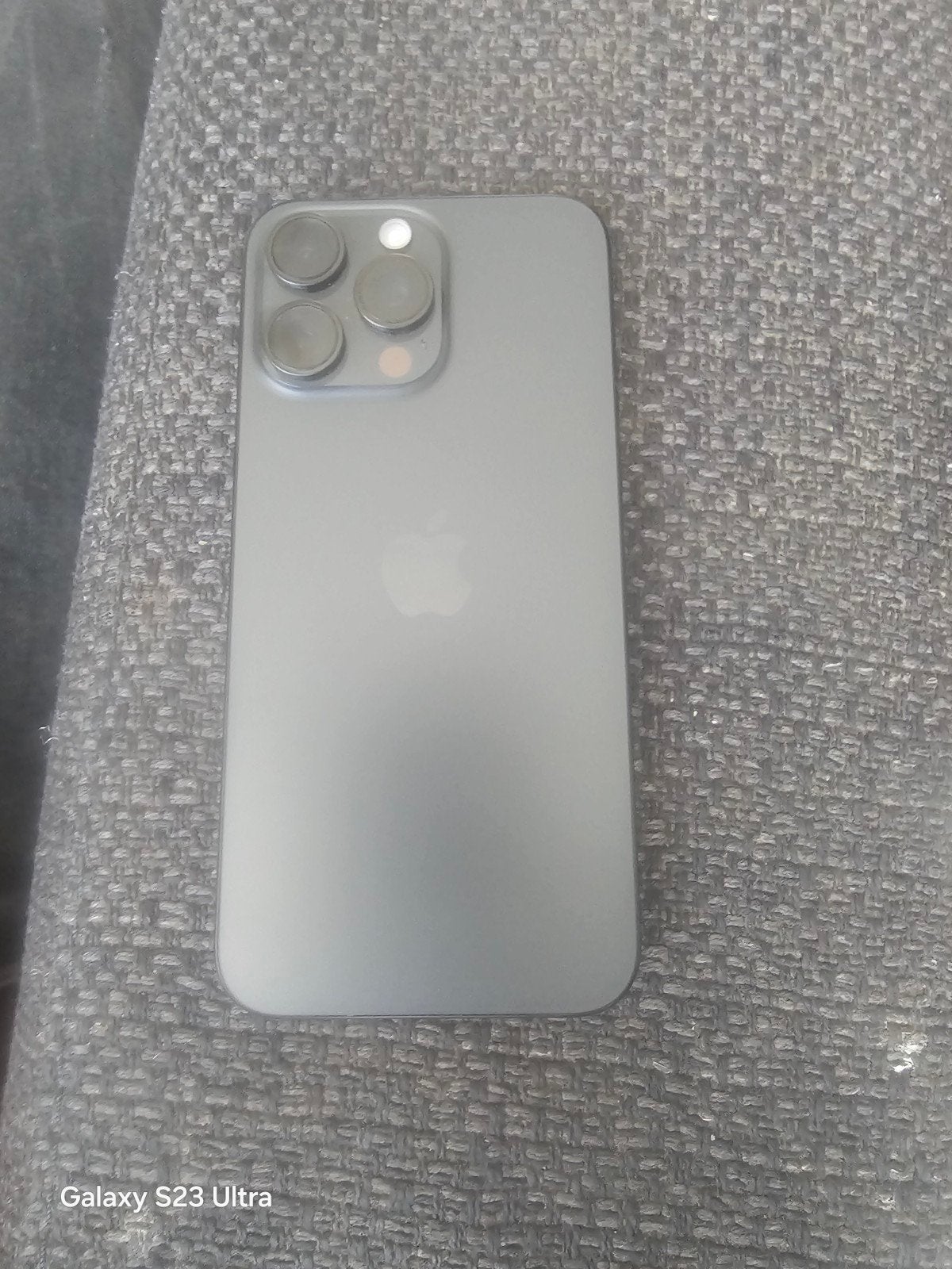 Iphone 15 Pro Max à vendre, Enlèvement ou Envoi