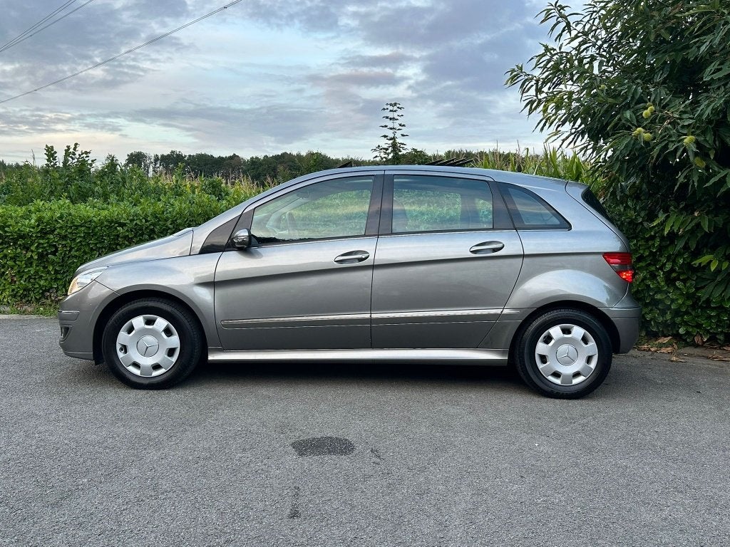 Mercedes-Benz B170 Automaat — Super Team en panoramadak, Zwart, 4 cilinders, Parkeersensor, Leder