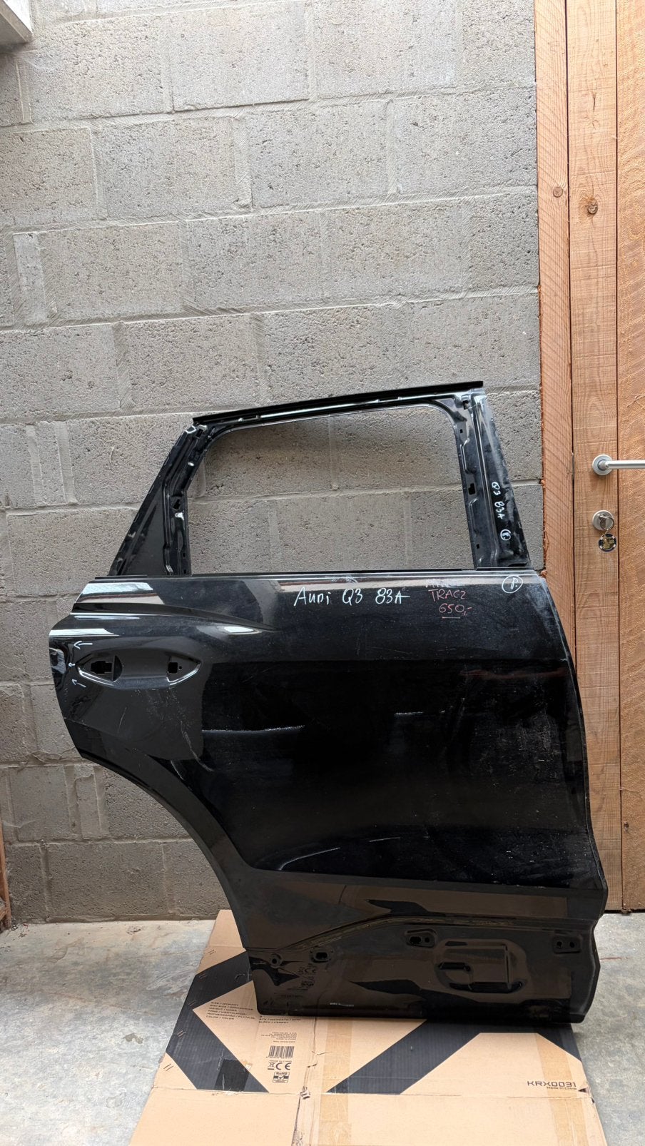 Porte arrière droite Audi Q3 II 83A (F3) - noire, Enlèvement, Avant, Audi, Porte