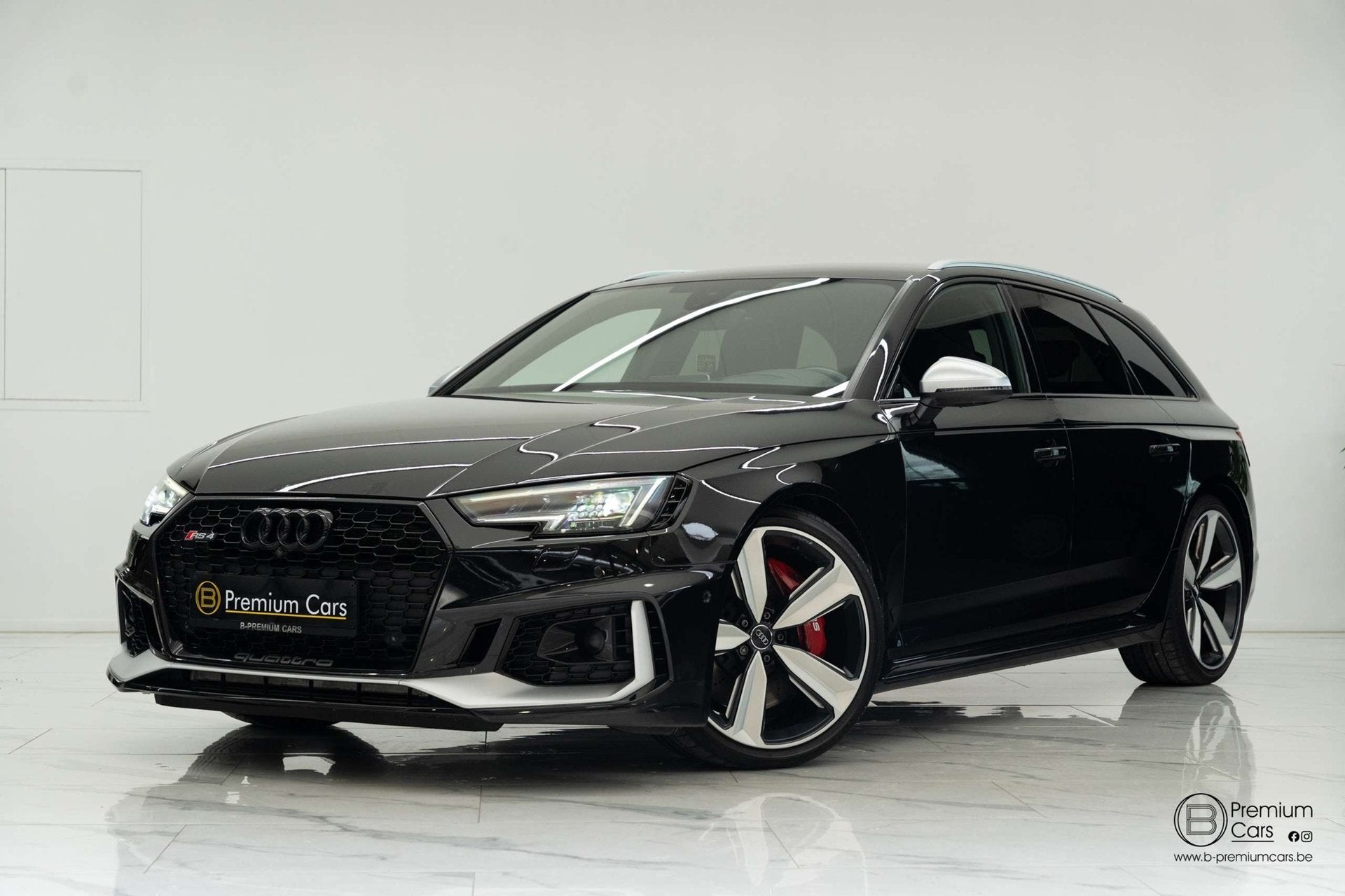 Audi RS4 Avant Quattro Exclusive! Swiss Spec! ACC, HUD, Mass, Auto's, Automaat, Gebruikt, Zwart, Bedrijf