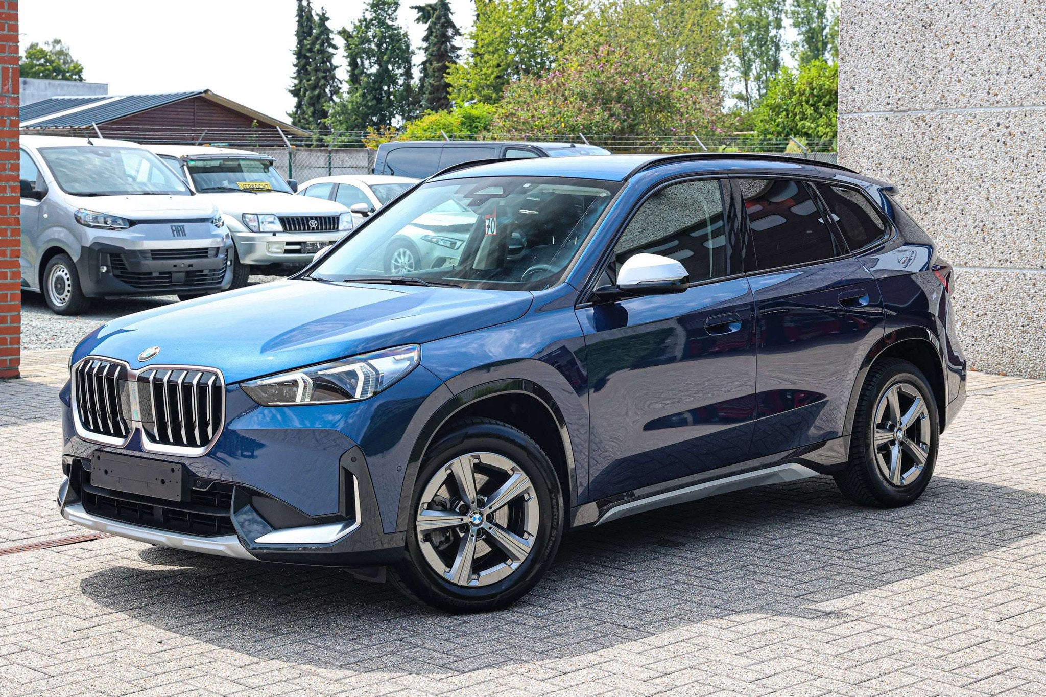 BMW X1 STUUR+ZETELVERWARMING*LEDER*NAVIGATIE*ACHTERUITRIJCAM, Autos, BMW, Achat, 139 g/km, Euro 6, Entreprise