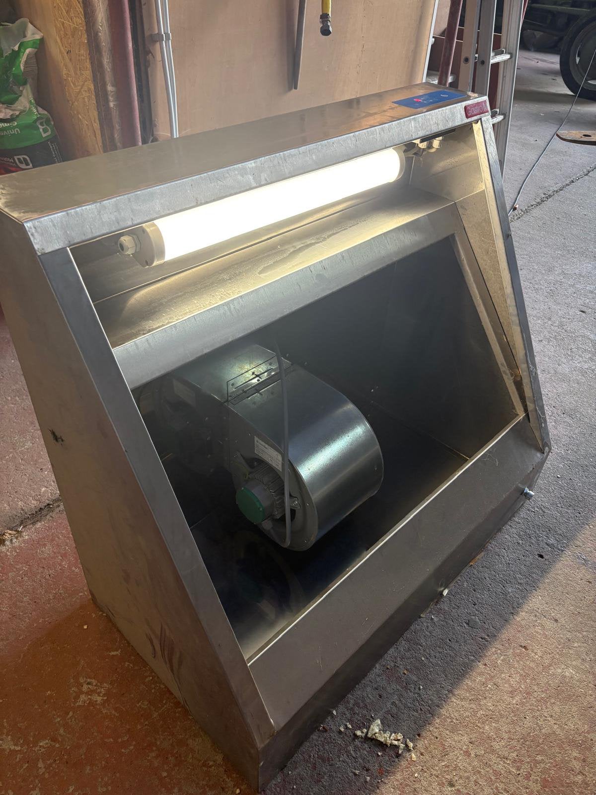Inox dampkap grootkeuken(2stuks), Elektronische apparatuur, Ophalen, Zo goed als nieuw