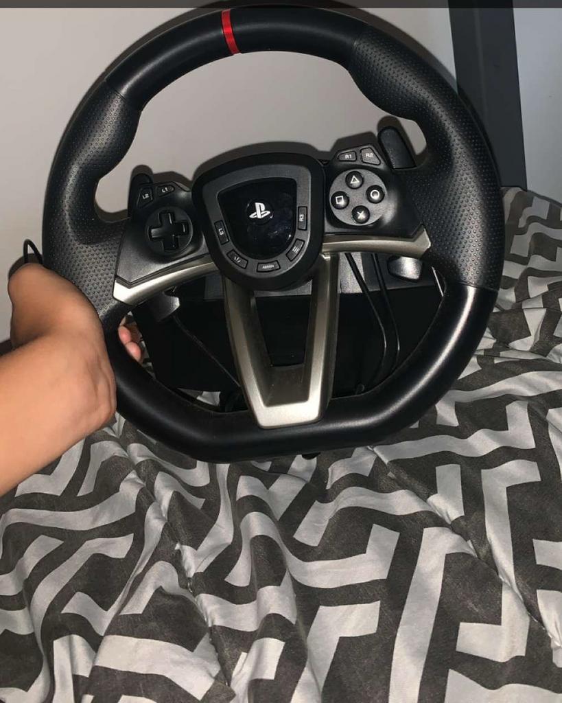 Ps4/5 pc nintendo stuur+pedalen, Games en Spelcomputers, Ophalen, Zo goed als nieuw
