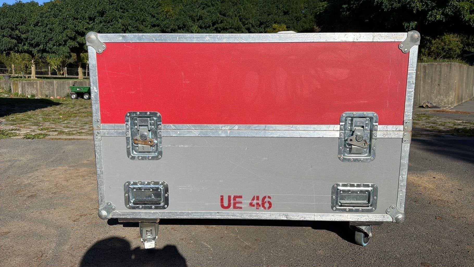 Flightcase 6 TV LCD LED 46" sur roulettes, Enlèvement ou Envoi, Flight case, Nvt@glail.com, Autres instruments