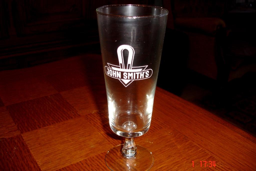 Bierglazen John Smith 's, Ophalen of Verzenden, Nieuw, Bierglas