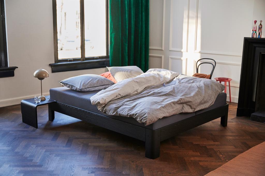 'AUPING AURONDE' Bed - 1m60 Breed - 2m Lengte, Huis en Inrichting, Slaapkamer | Bedden, Ophalen, Zwart, Steigerhout, Tweepersoons