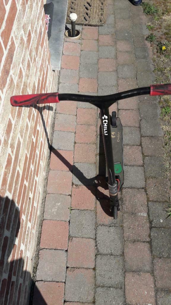 PROFESSIONELE STEP CHILLI-PRO., Fietsen en Brommers, Steps, Ophalen, Gebruikt
