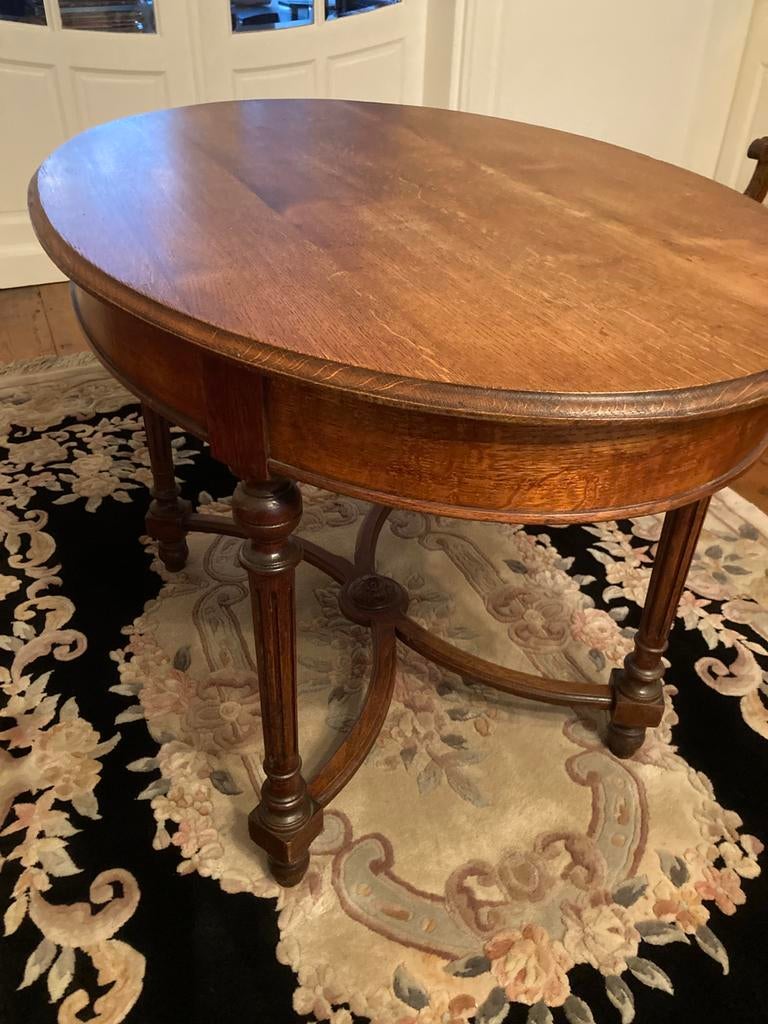 Originele Antieke tafel ovaal Louis, Ophalen
