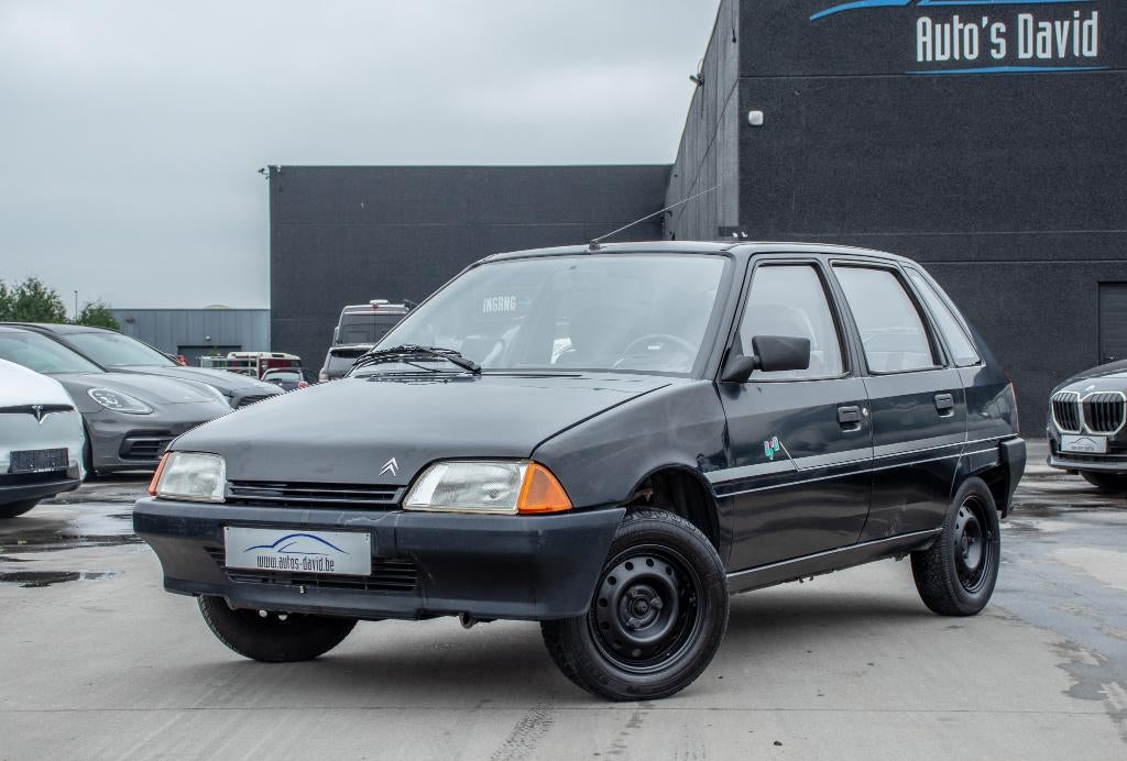 Citroën AX 1.1 Benzine / OLDTIMER / 5 DEUREN / 5 PLAATSEN, Auto's, Citroën, Voorwielaandrijving, Stof, https://public.car-pass.be/vhr/cc51bcb9-18ec-4f0b-8f86-2eab02be3bd2