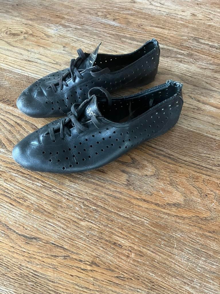 Retro koersschoenen, Ophalen