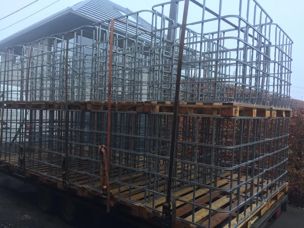 Barils Ibc 600 et paniers en bois 1000l, Bricolage & Construction, Enlèvement ou Envoi, Comme neuf