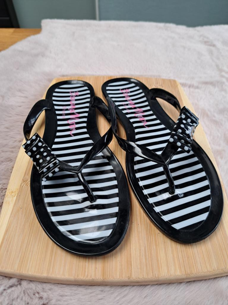 Slippers Banana Moon strikjes 38, Enlèvement ou Envoi, Banana Moon, Sandales de bain, Noir
