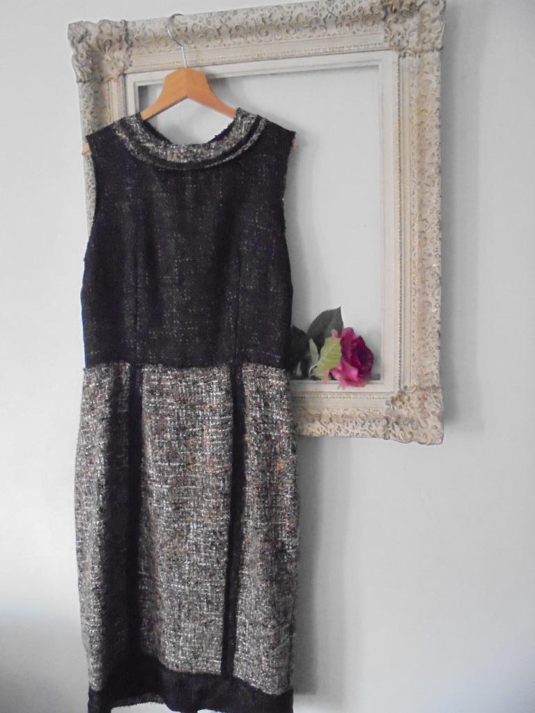 Belle robe marron/noire de DOLCE & GABBANA small, Vêtements | Femmes, Robes, Comme neuf, Taille 36 (S), Brun, Longueur genou, Enlèvement ou Envoi