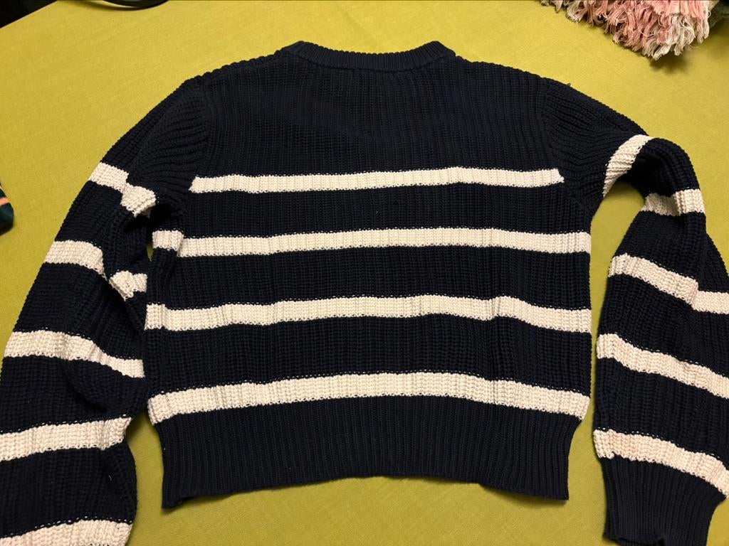 Pull de taille 158-164, Enlèvement