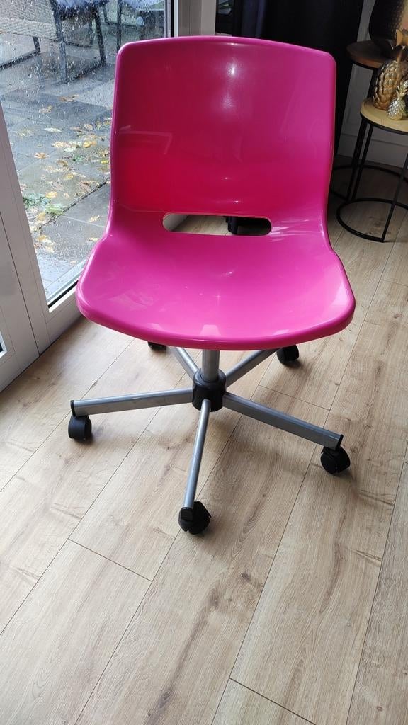 Roze bureaustoel, Huis en Inrichting, Ophalen, Zo goed als nieuw, Roze, Bureaustoel