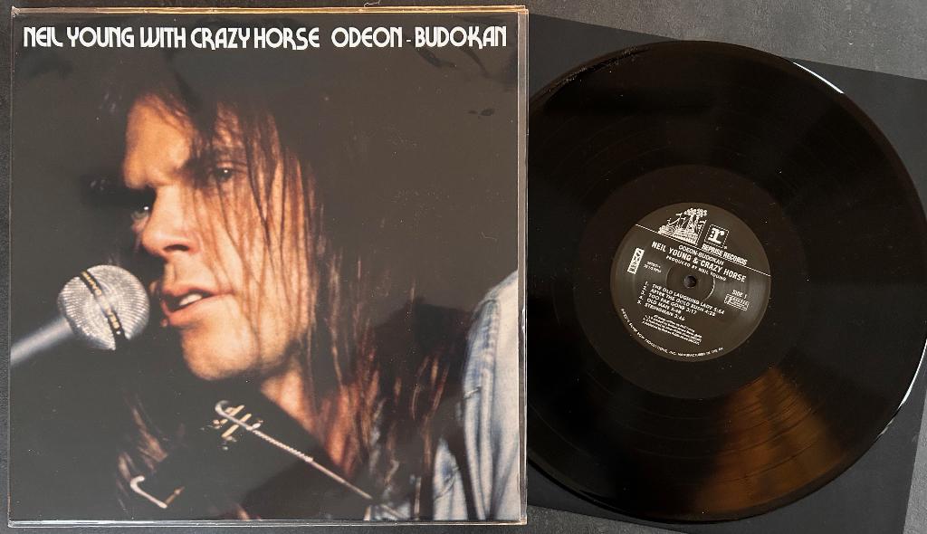 NEIL YOUNG & CRAZY HORSE - Live Odeon/Budokan 76 ( LP; MINT), Verzenden, Zo goed als nieuw, Poprock