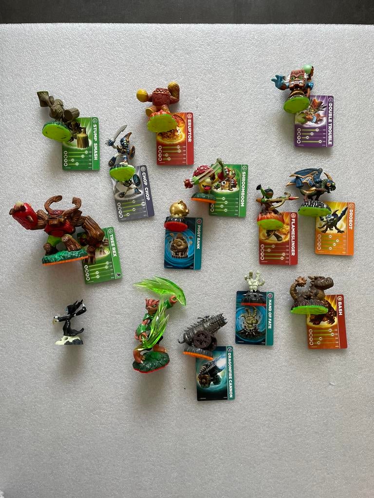 Skylanders avec des cartes assorties, Consoles de jeu & Jeux vidéo, Enlèvement ou Envoi, Aventure et Action, Comme neuf, À partir de 3 ans