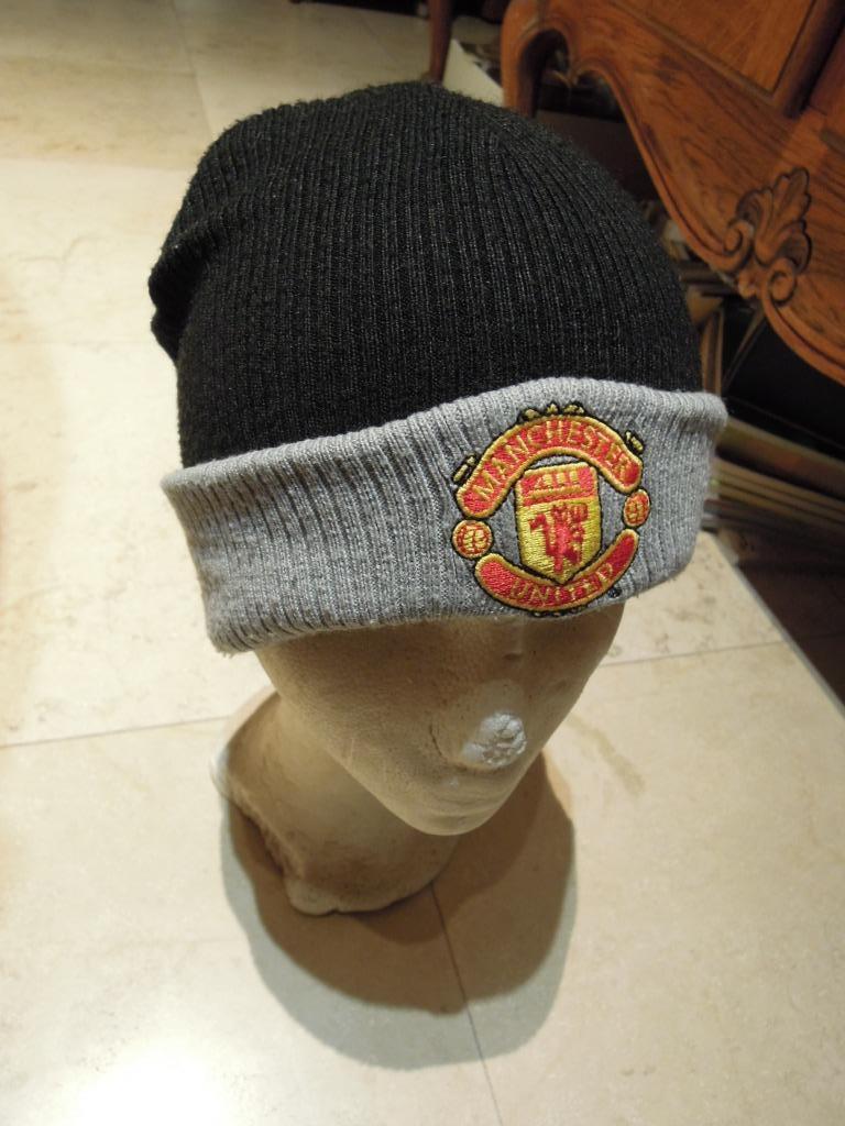 Bonnet Manchester United Adulte Gris Noir Nike, Enlèvement ou Envoi, Utilisé, Casquette ou Bonnet