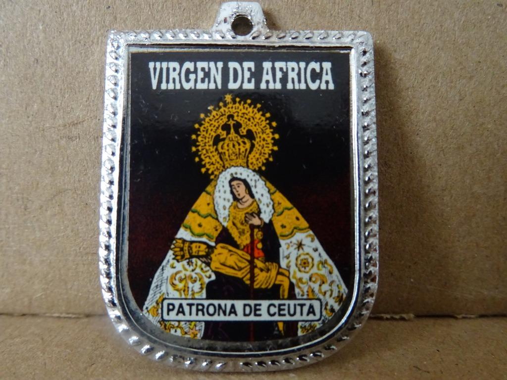Médaillon  N.D.  d'Afrique Virgen de Africa Patrona de Ceuta, Enlèvement ou Envoi, Comme neuf, Bijoux, Christianisme | Catholique
