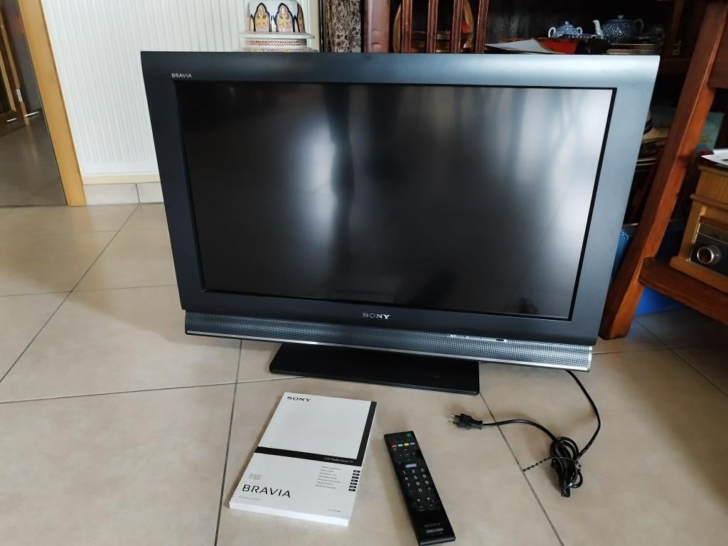 TELEVISION COULEUR 32" LCD, Neuf, LCD, 80 à 100 cm, Enlèvement