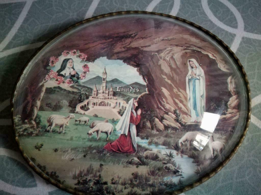 Lourdes Maria prent ovaal achter bol glas souvenir retro, Antiek en Kunst, Ophalen of Verzenden