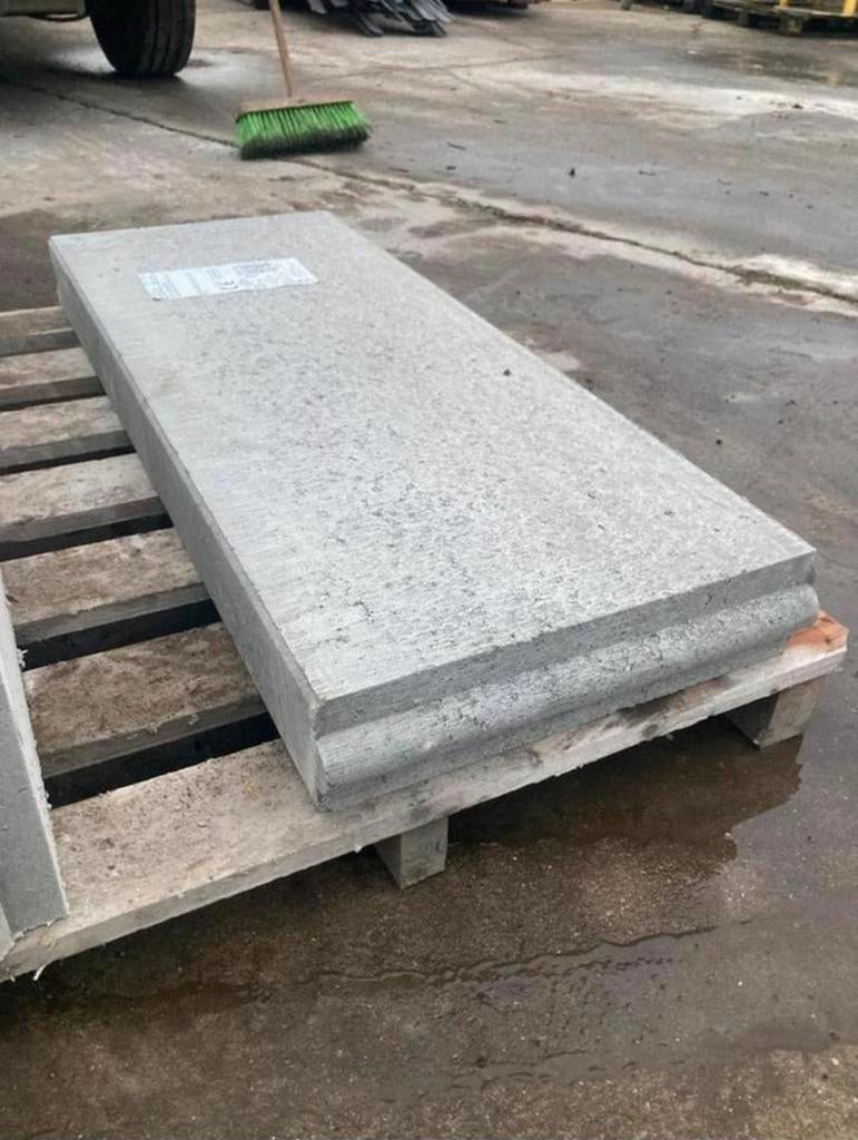 Ebema boordsteen zwaar 10cm dik op 40cm hoog borduur, Enlèvement, Comme neuf