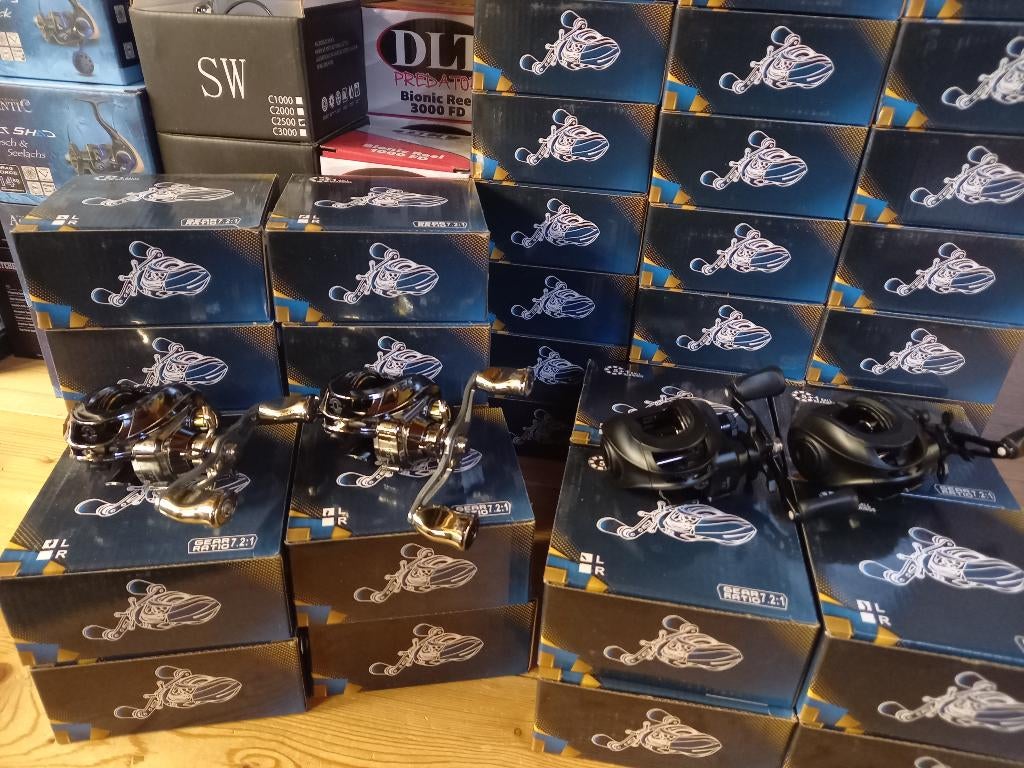 Baitcaster Reels (linkshandig) in 2 kleuren..., Watersport en Boten, Hengelsport | Roofvissen, Ophalen of Verzenden, Nieuw, Molen