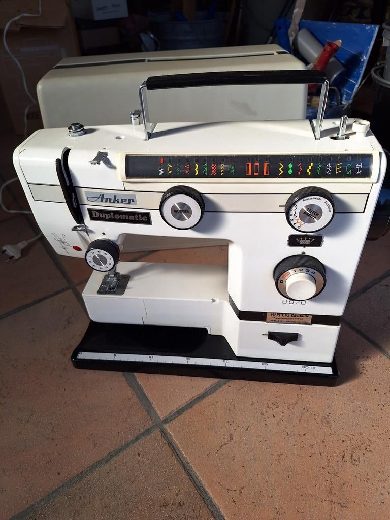 Naaimachine, Ophalen