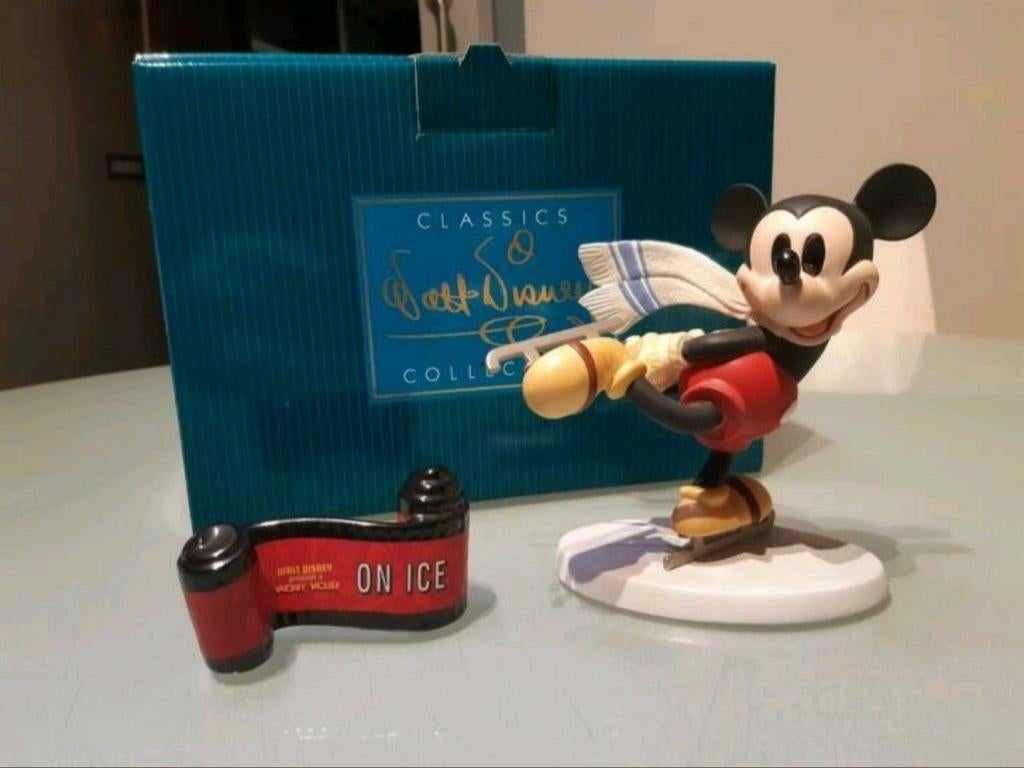 Wdcc Mickey Mouse On Ice  + Opening Title, Verzamelen, Ophalen of Verzenden, Zo goed als nieuw