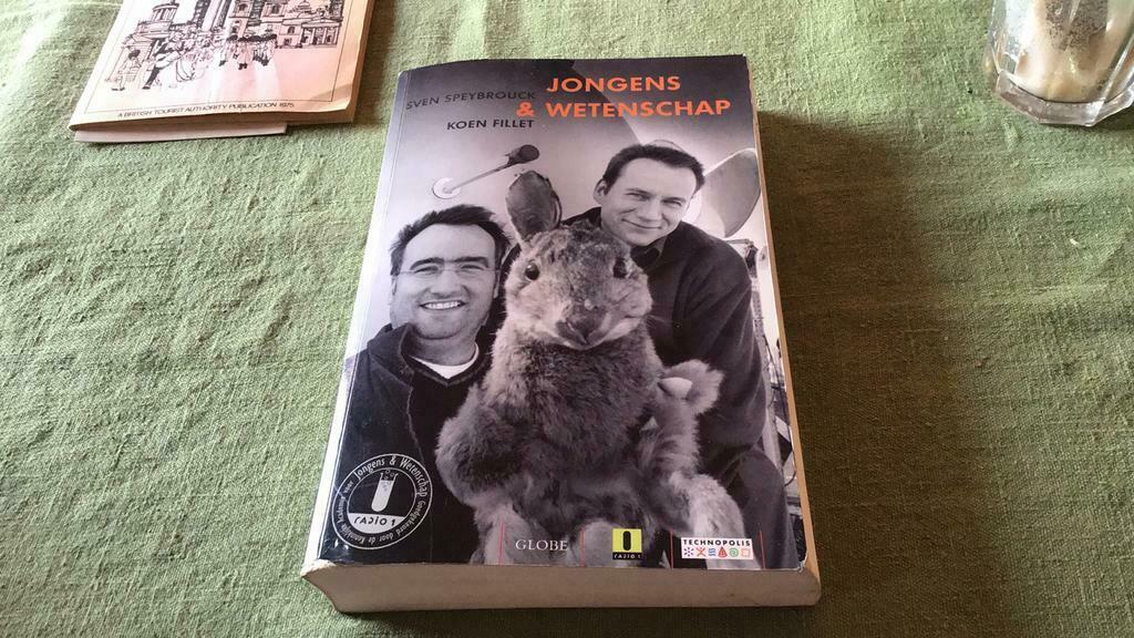 Jongens en wetenschap (m), Boeken, Ophalen of Verzenden, Gelezen, Overige wetenschappen