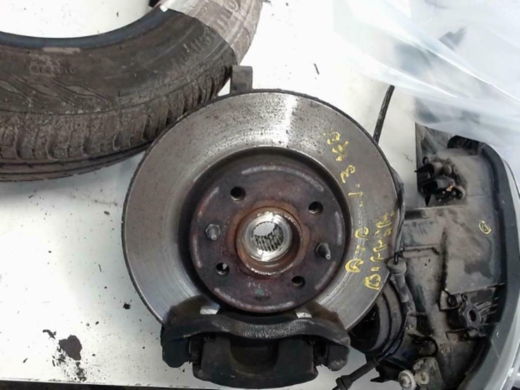 moyeu avant droit  peugeot  bipper diesel, Autos : Pièces & Accessoires, Enlèvement ou Envoi, Utilisé, Peugeot
