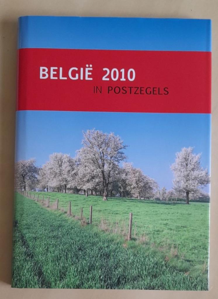 2010 : filatelieboek avec timbres (Faciale +/- 212€), Postzegels en Munten, Postzegels | Europa | België, Ophalen of Verzenden