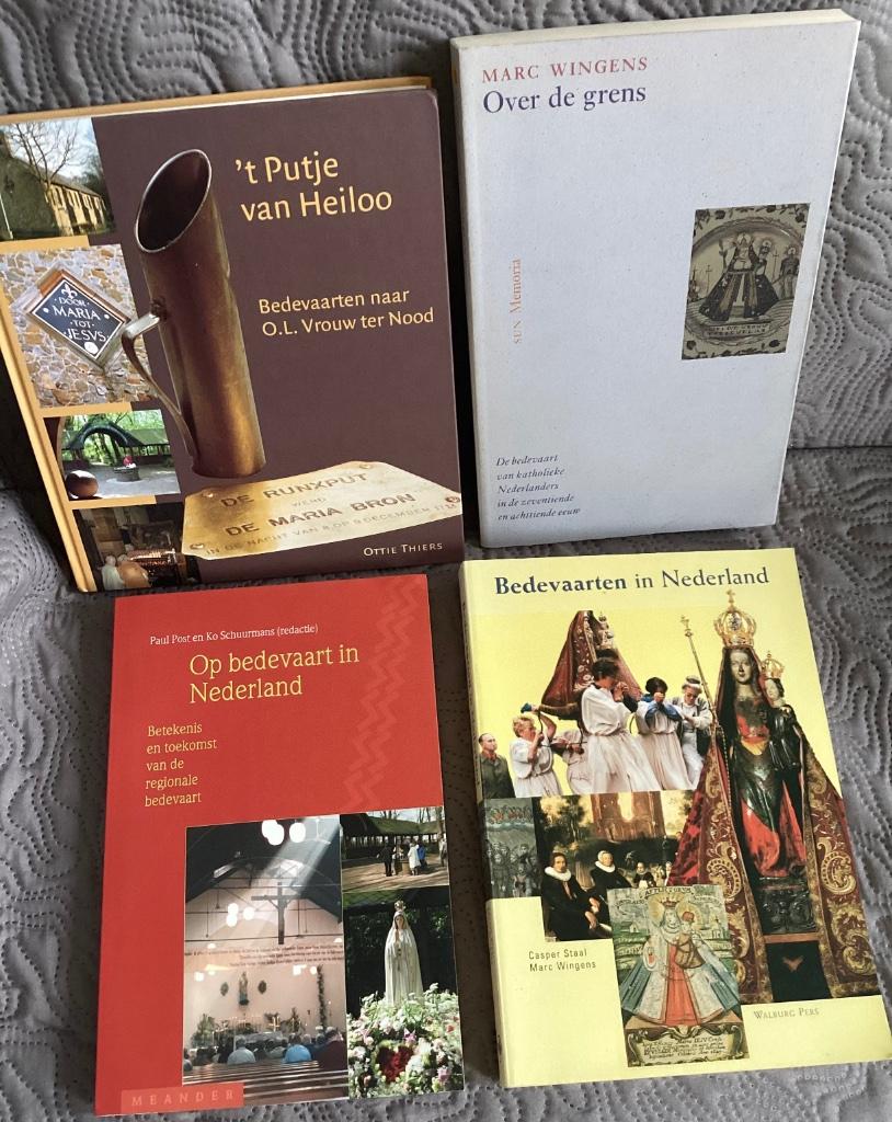 Lot van 4 boeken over BEDEVAARTEN in Nederland, Enlèvement ou Envoi