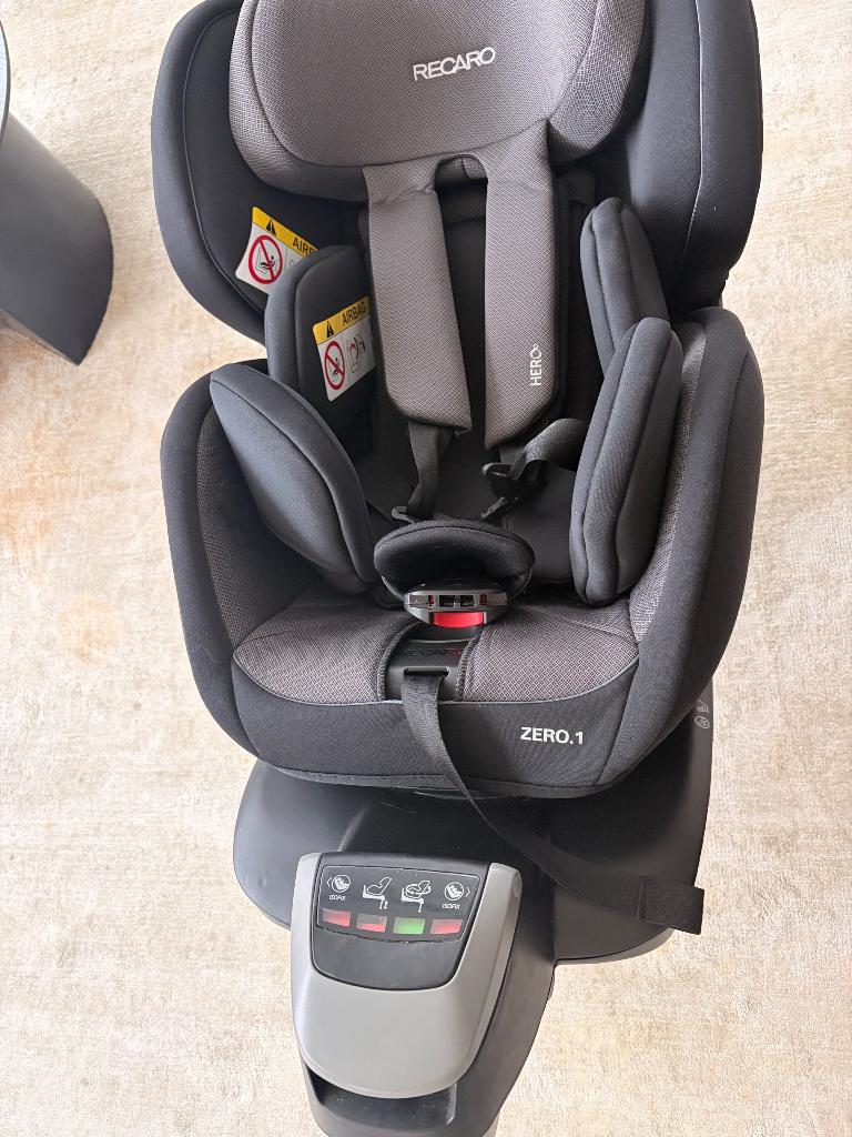 Autostoel RECARO ZERO 1 - 2 beschikbaar (prijs is per stuk), Ophalen, Zo goed als nieuw, Overige merken, Isofix