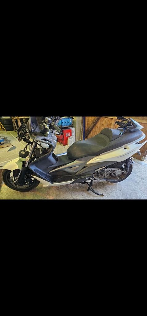 Toutes Pièces KYMCO XCITING 400i., Enlèvement
