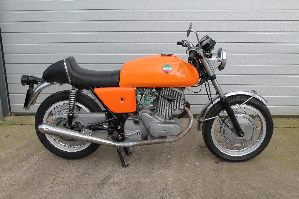 LAVERDA 750 SF 1, Motoren, 750 cc, 2 cilinders, Meer dan 35 kW, Naked bike
